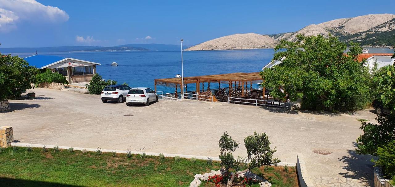 Rooms Nadia Stara Baška Exterior foto