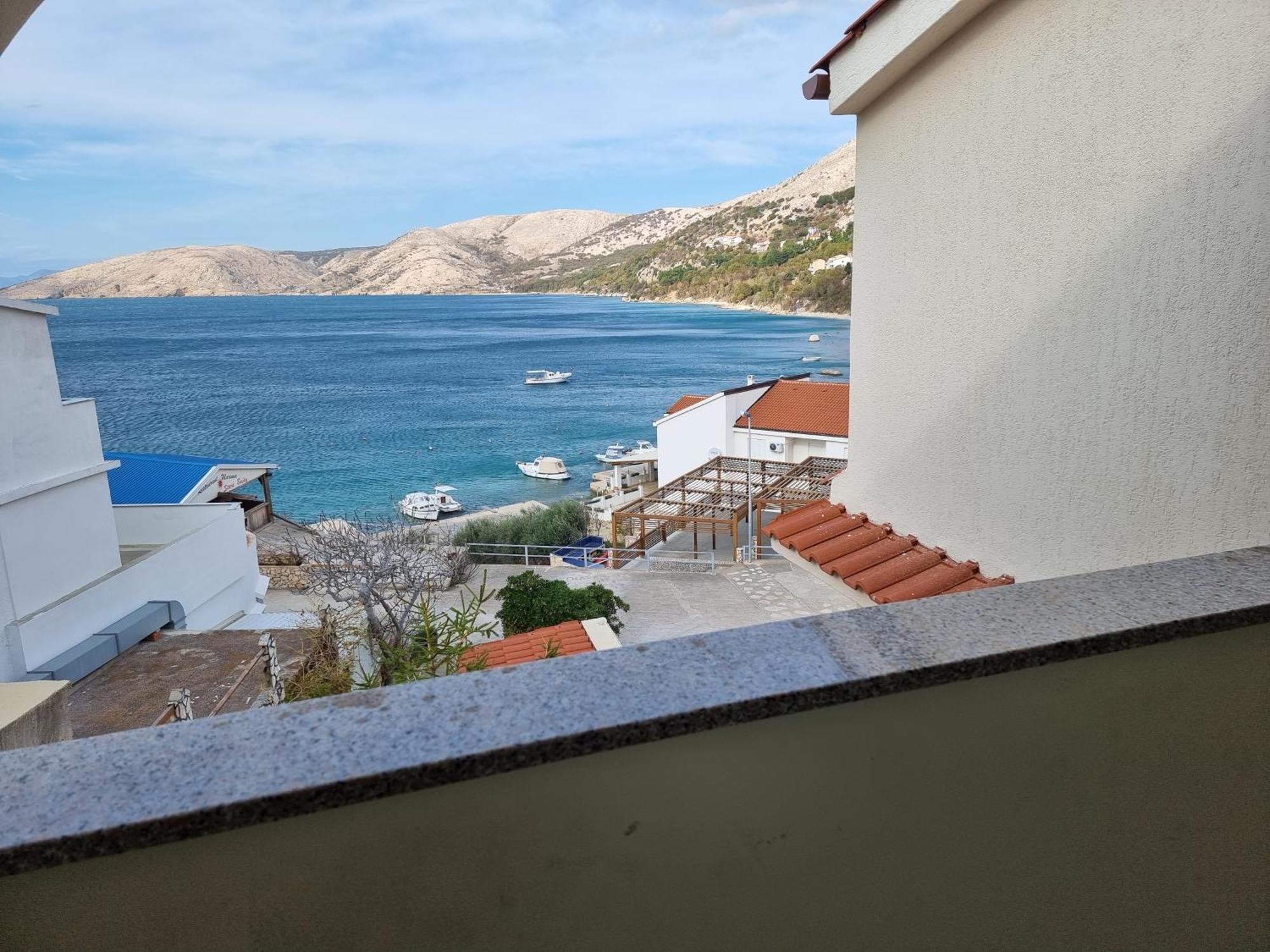 Rooms Nadia Stara Baška Quarto foto