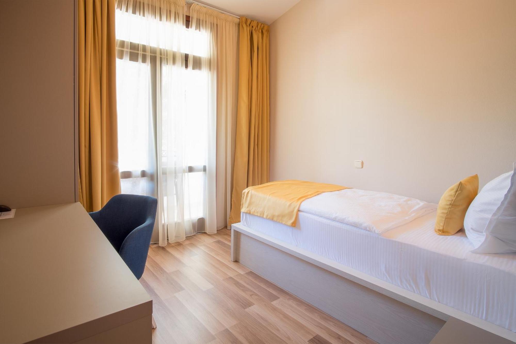 Rooms Nadia Stara Baška Quarto foto