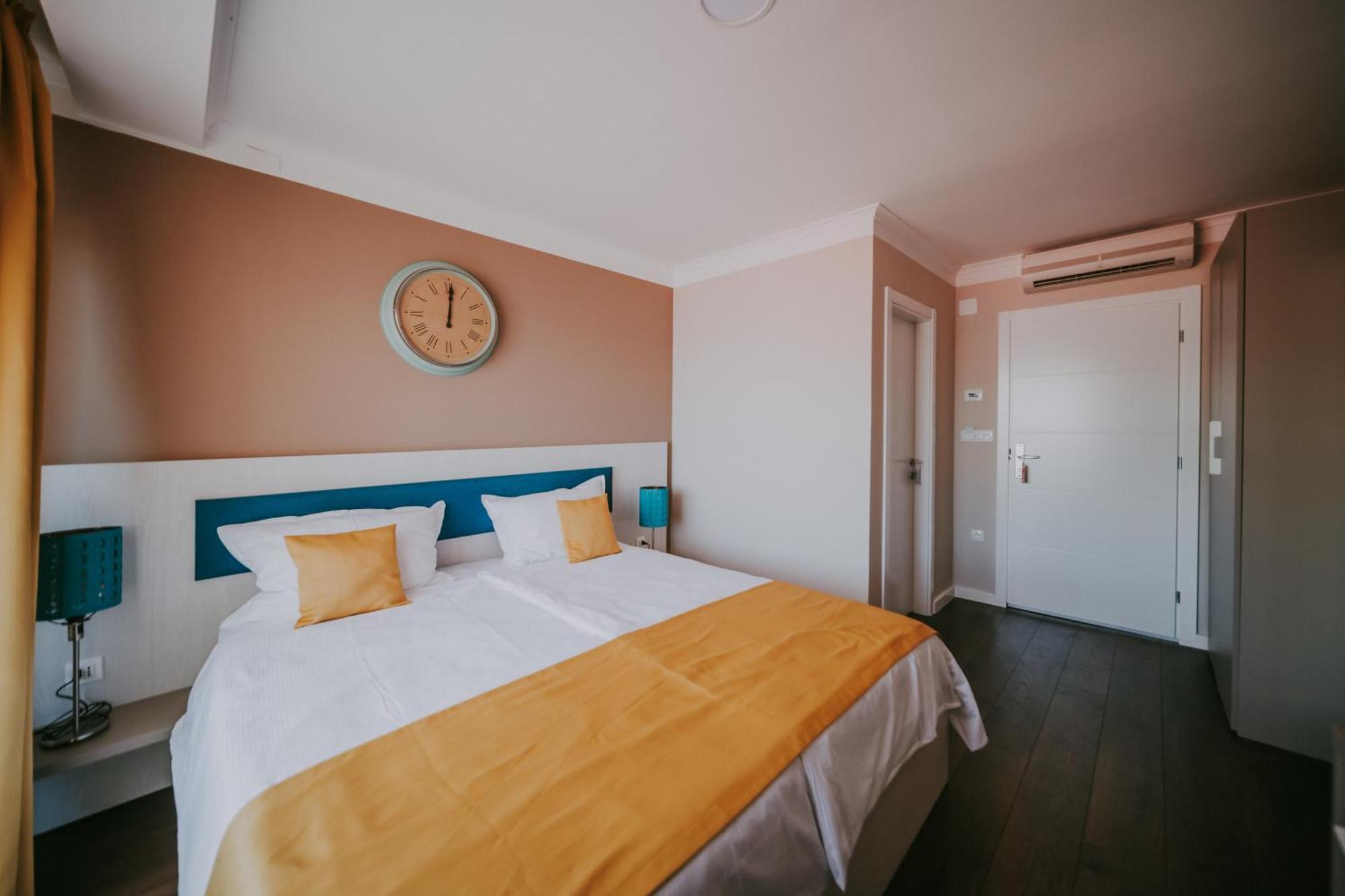 Rooms Nadia Stara Baška Quarto foto