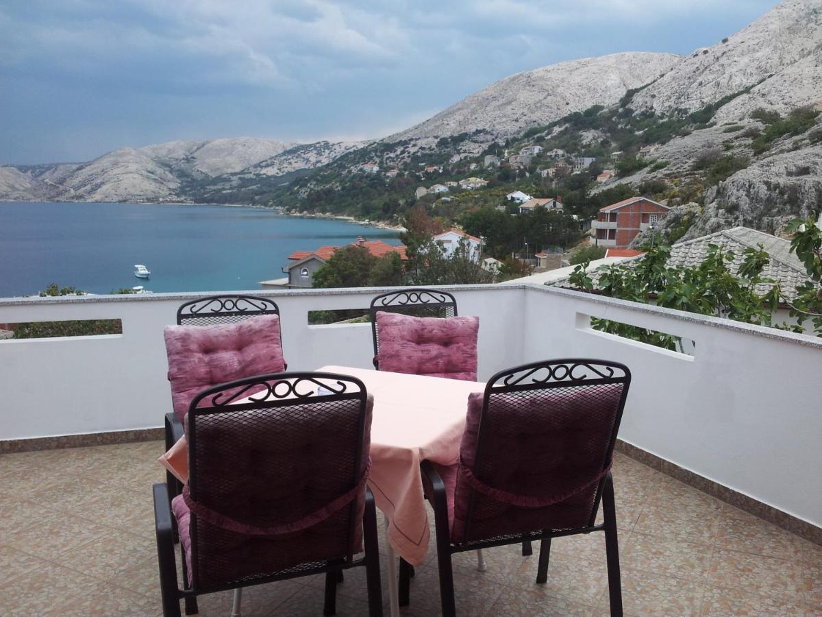 Rooms Nadia Stara Baška Quarto foto